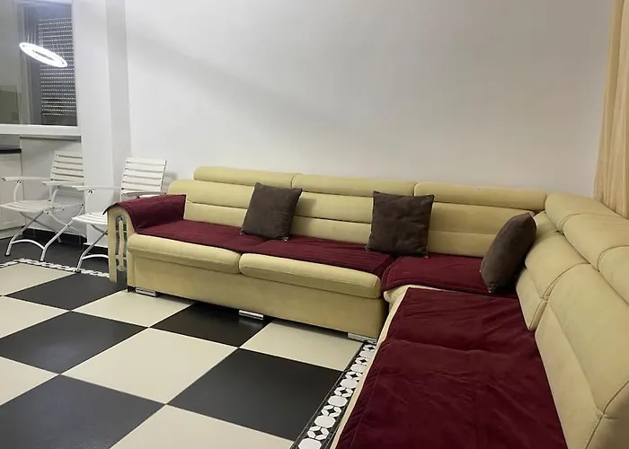 Near Beach, With Garden Prázdninový dům